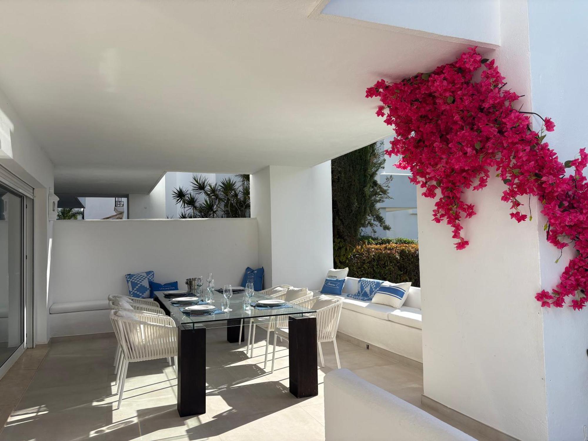 Apartemen Monteros Palm Beach, Private Garden, Front *